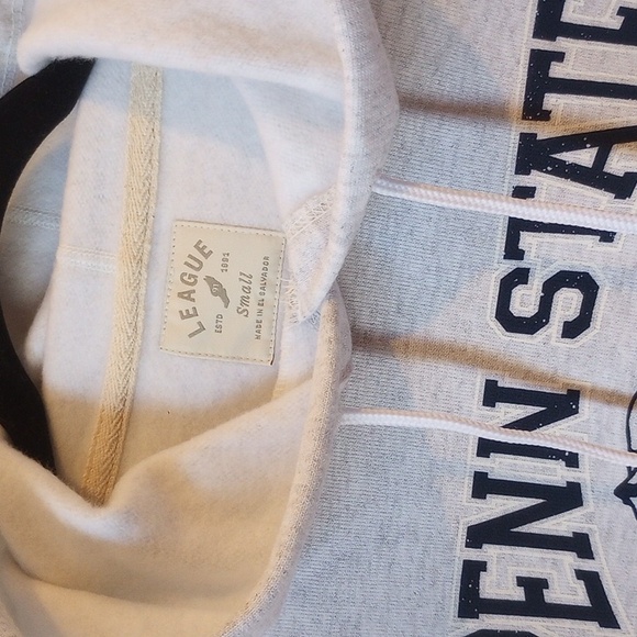 Penn State Collegiate Crop Logo Hoodie- NWOT - Picture 7 of 11